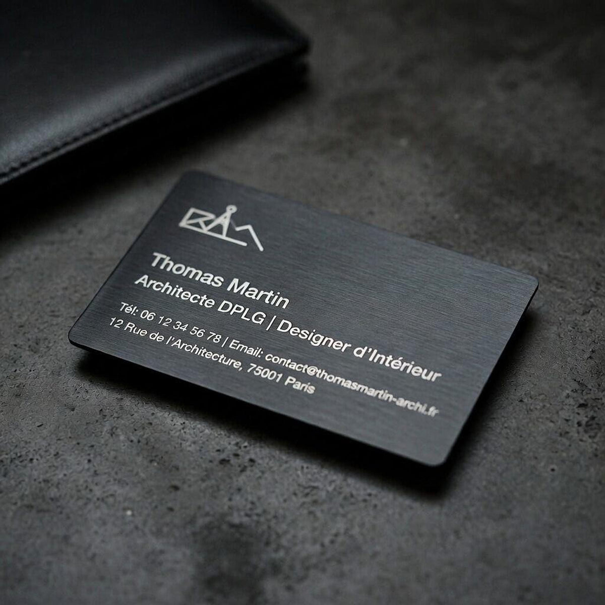 Carte médicale personnalisée en aluminium gravé